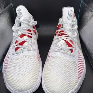 Nike White and Red Sneakers